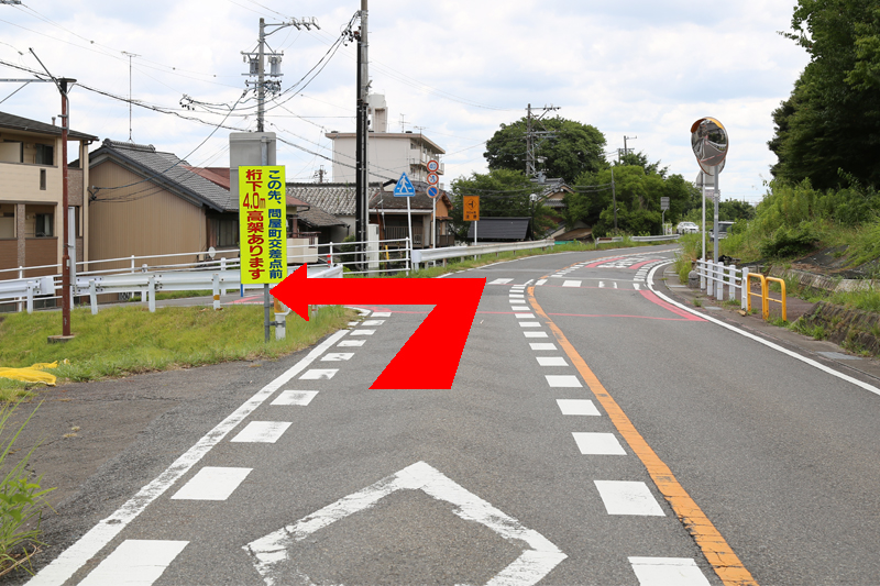 堤防道路西から左折