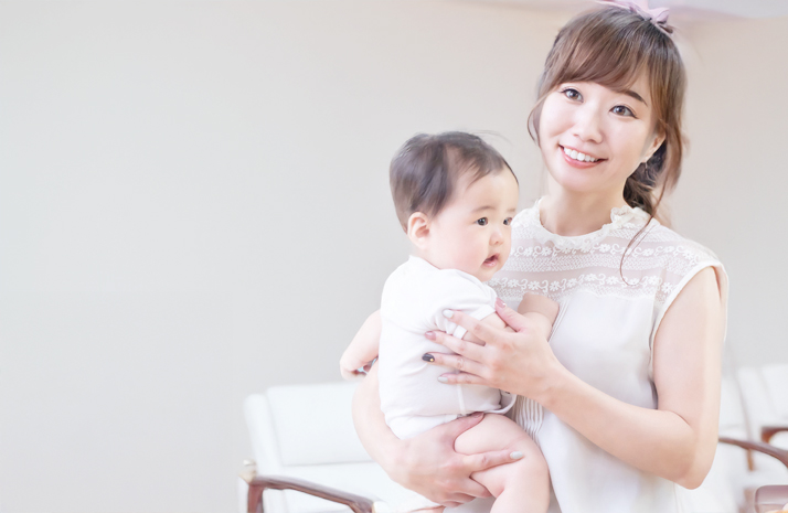 赤ちゃんとお母さん